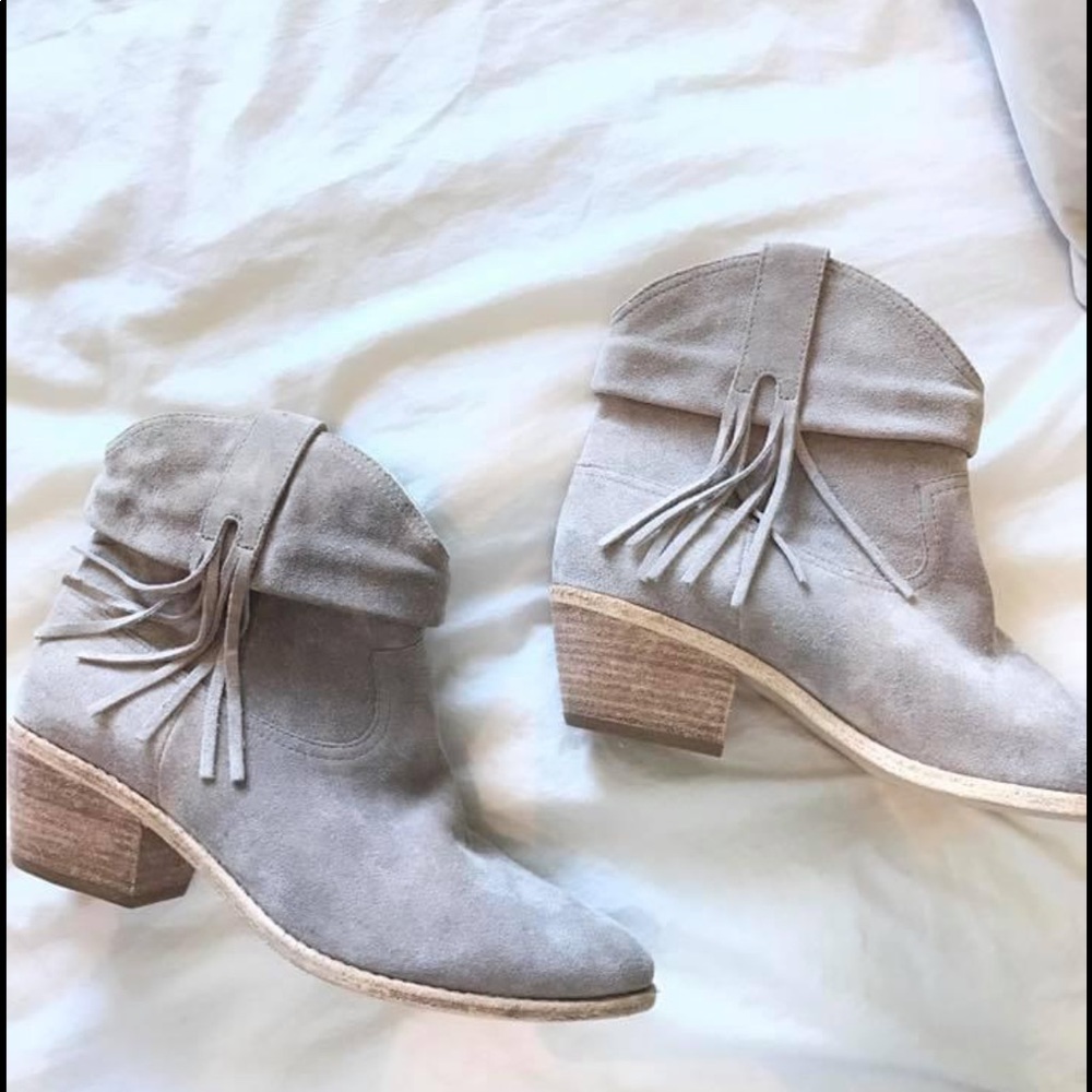 Joie booties (cowboy)